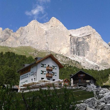 Rifugio Stella Alpina Spiz Piaz Per Escursionisti Hotel Pozza di Fassa Eksteriør billede