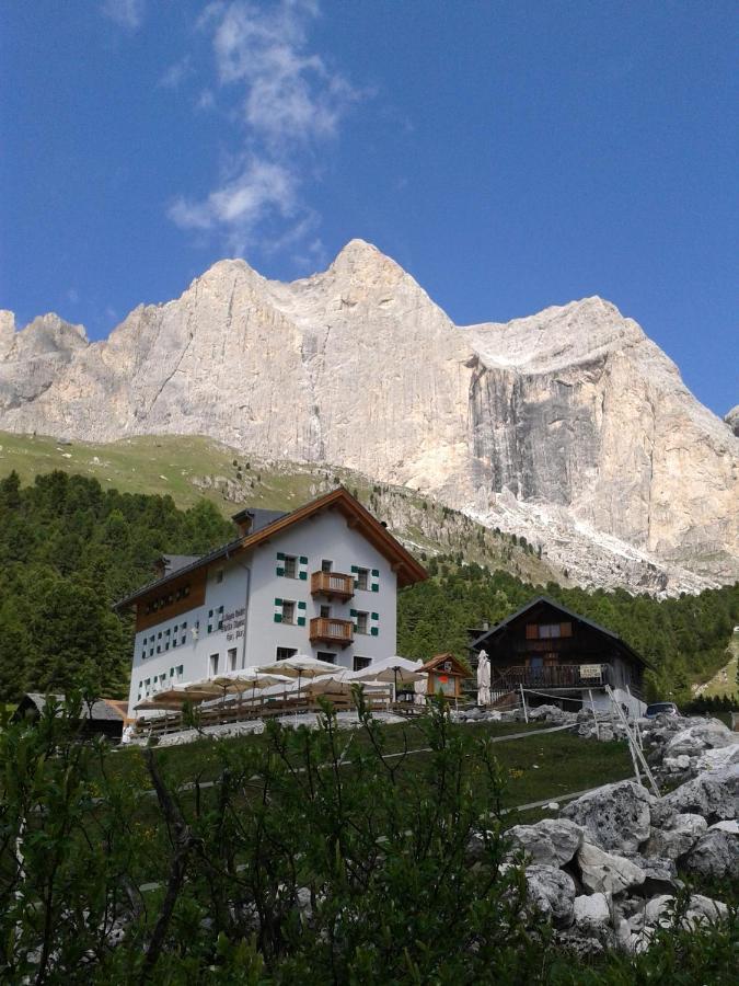 Rifugio Stella Alpina Spiz Piaz Per Escursionisti Hotel Pozza di Fassa Eksteriør billede
