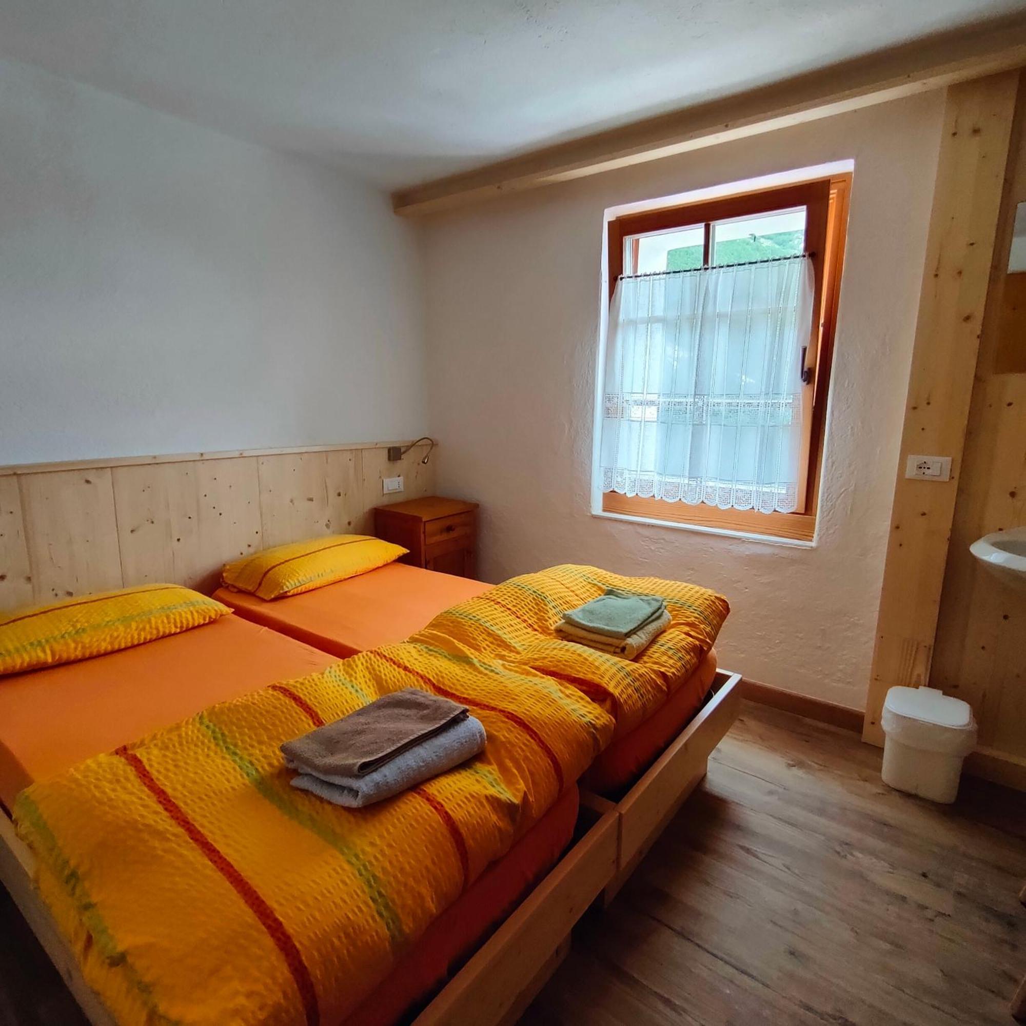 Rifugio Stella Alpina Spiz Piaz Per Escursionisti Hotel Pozza di Fassa Eksteriør billede