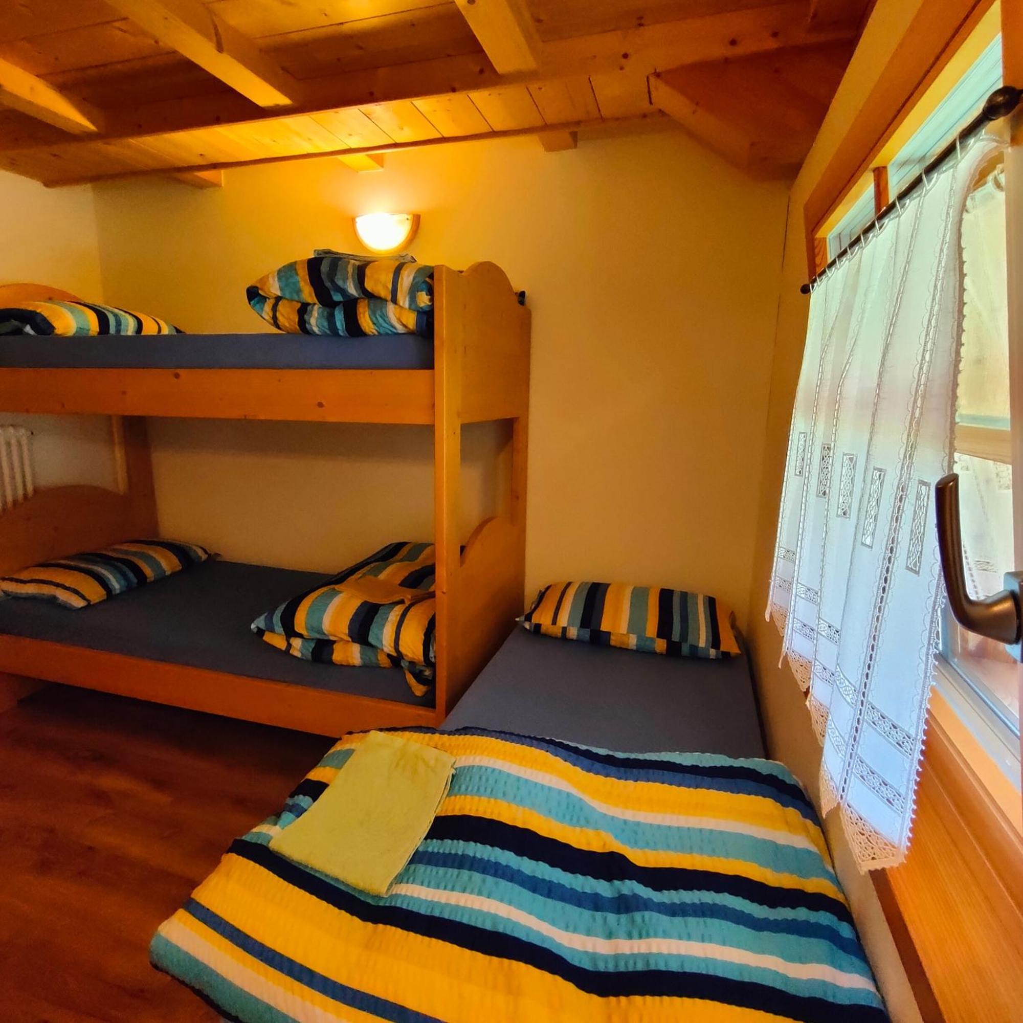 Rifugio Stella Alpina Spiz Piaz Per Escursionisti Hotel Pozza di Fassa Eksteriør billede